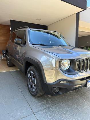 JEEP RENEGADE 1.8 16V FLEX STD 4P AUTOMÁTICO JEEP RENEGADE 1.8 16V FLEX STD 4P AUTOMÁTICO